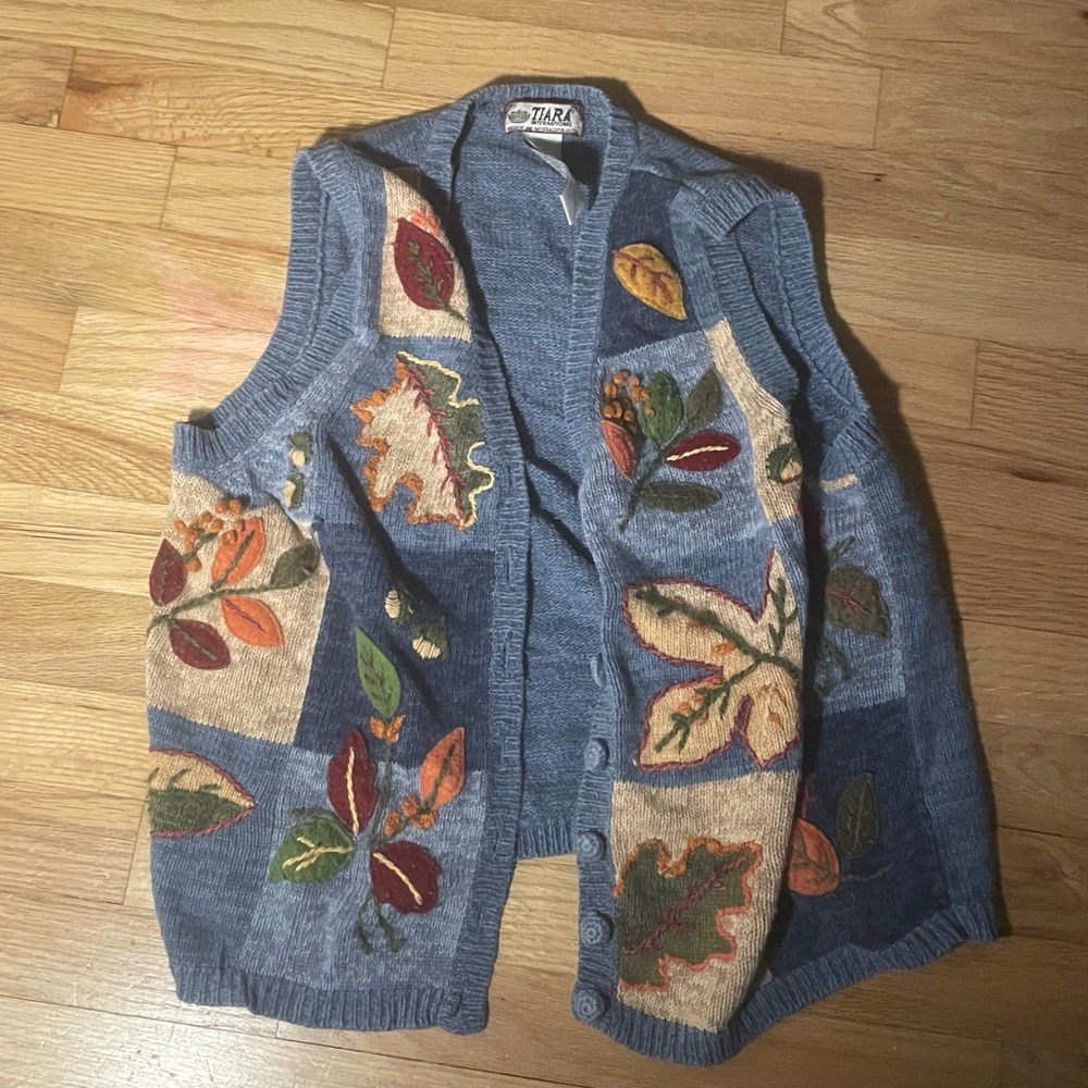 Tiara International Blue Knit Vest Leaf